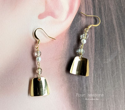 激安アクセサリ・限定400円ピアス・金色プレートのピアス2